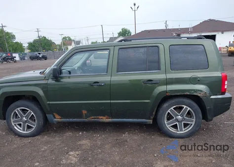 2008 Jeep Patriot Sport from USA, damaged, VIN 1J8FF28W78D771999